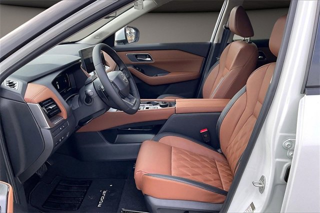 New 2026 Nissan Rogue Platinum w/ Tech Package image 7