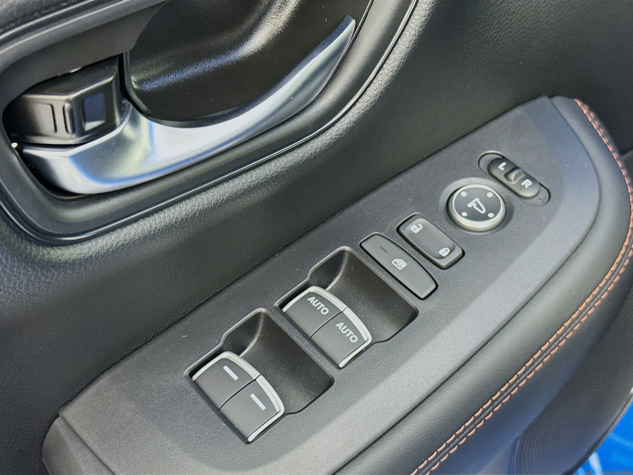 New 2026 Honda HR-V Sport image 17