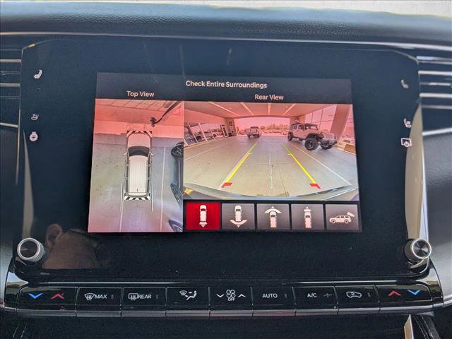 Certified 2025 Jeep Wagoneer Series II w/ Convenience Group I AWD/4WD image 14