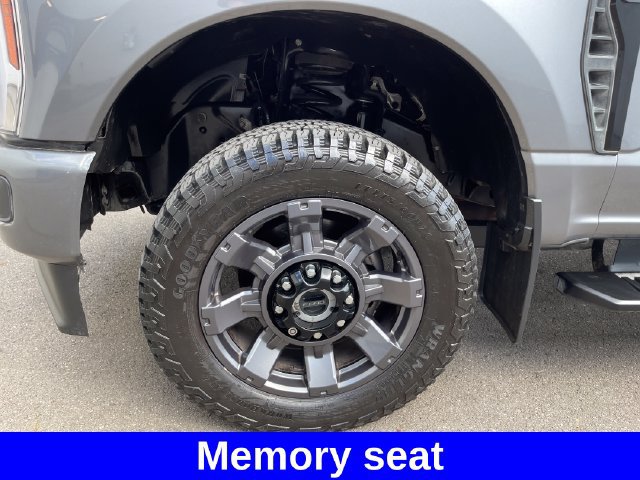 Used 2024 Ford F250 Lariat w/ Sport Appearance Package AWD/4WD image 22
