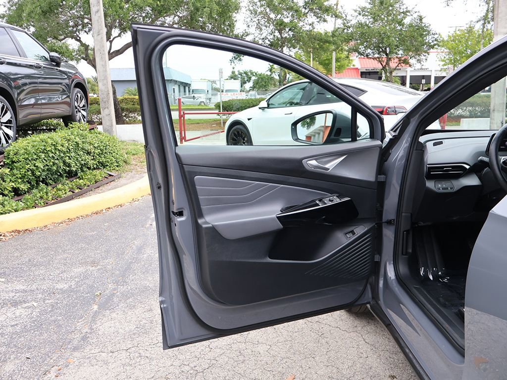 Used 2023 Volkswagen ID.4 S RWD image 27