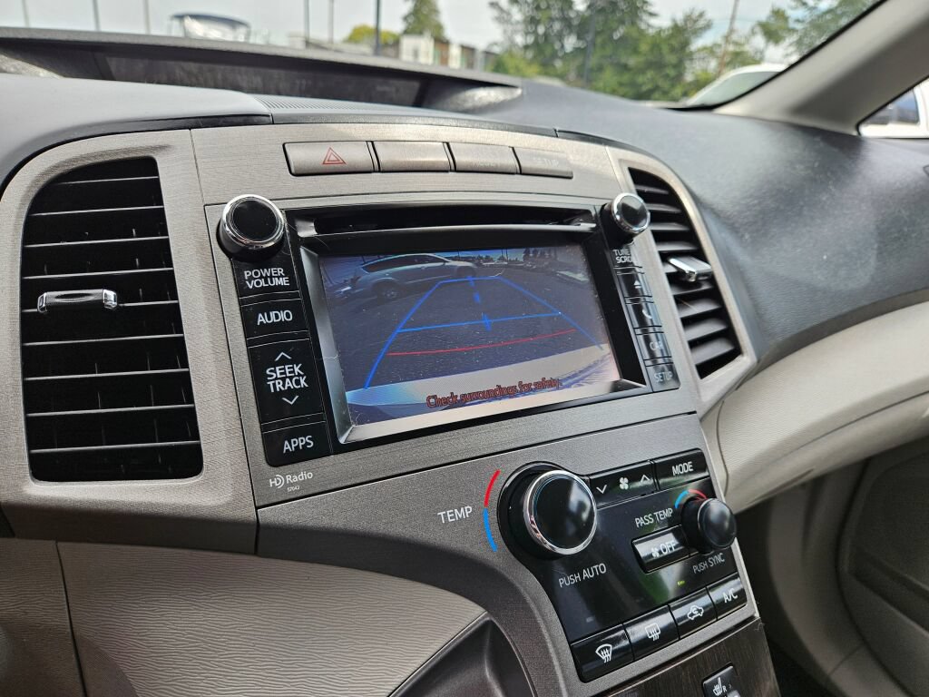 Used 2013 Toyota Venza XLE w/ Tow Prep Pkg AWD/4WD image 24