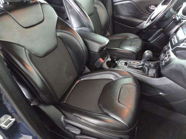 Used 2021 Jeep Cherokee Latitude Plus image 31