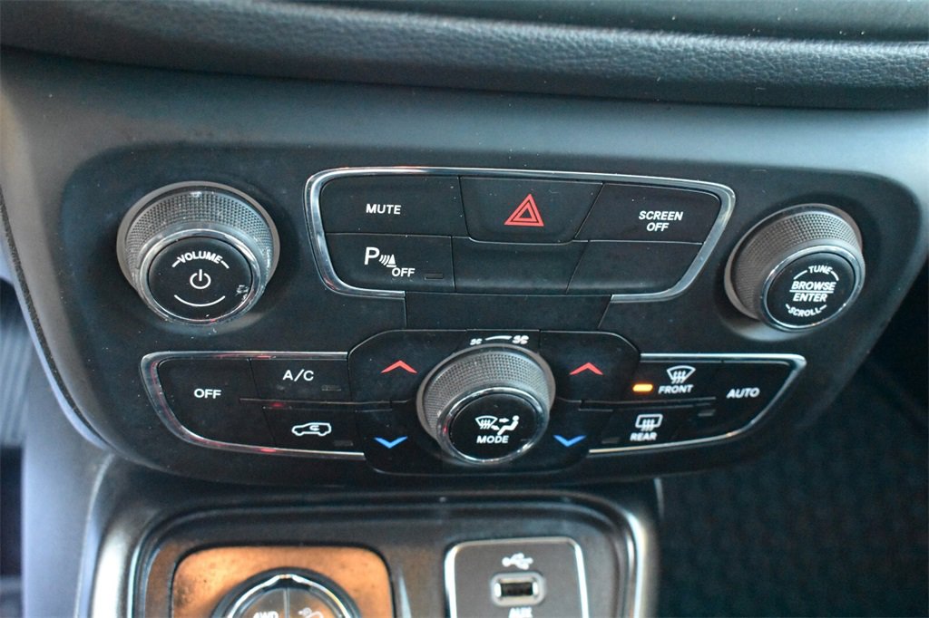 Used 2017 Jeep Compass Trailhawk w/ Leather Interior Group image 31