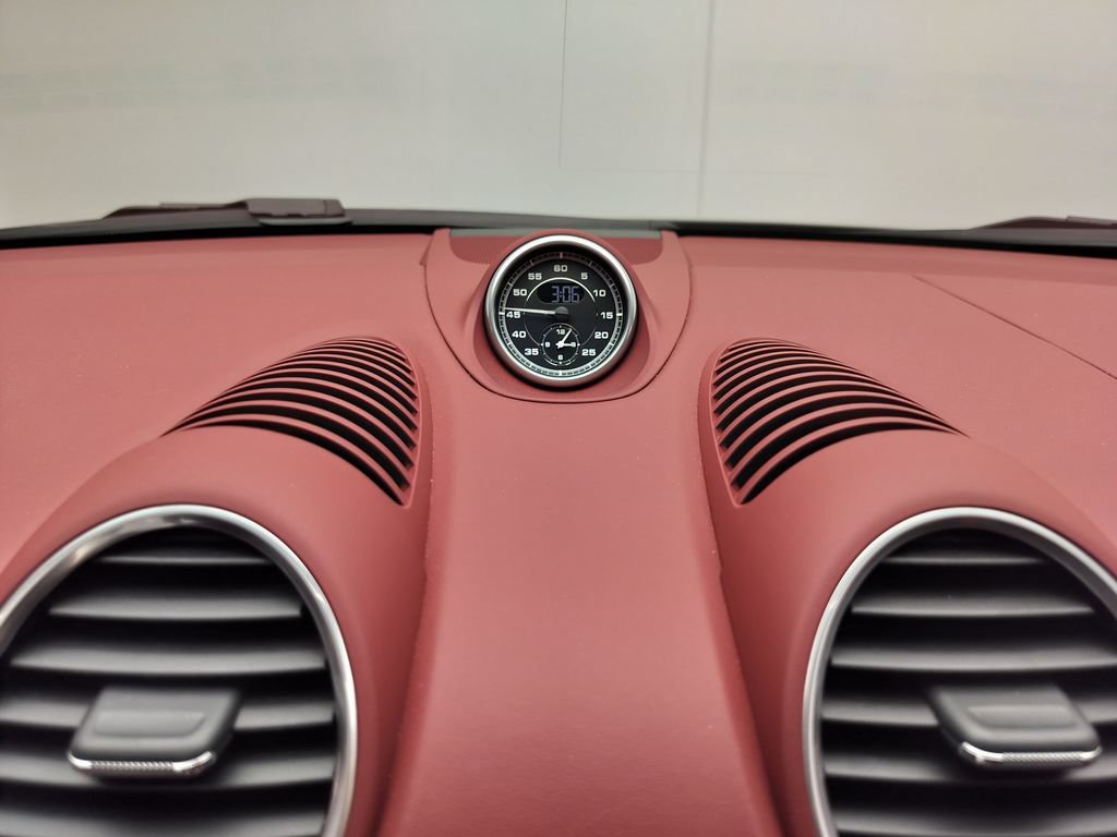 Used 2023 Porsche 718 Boxster Spyder RWD image 12