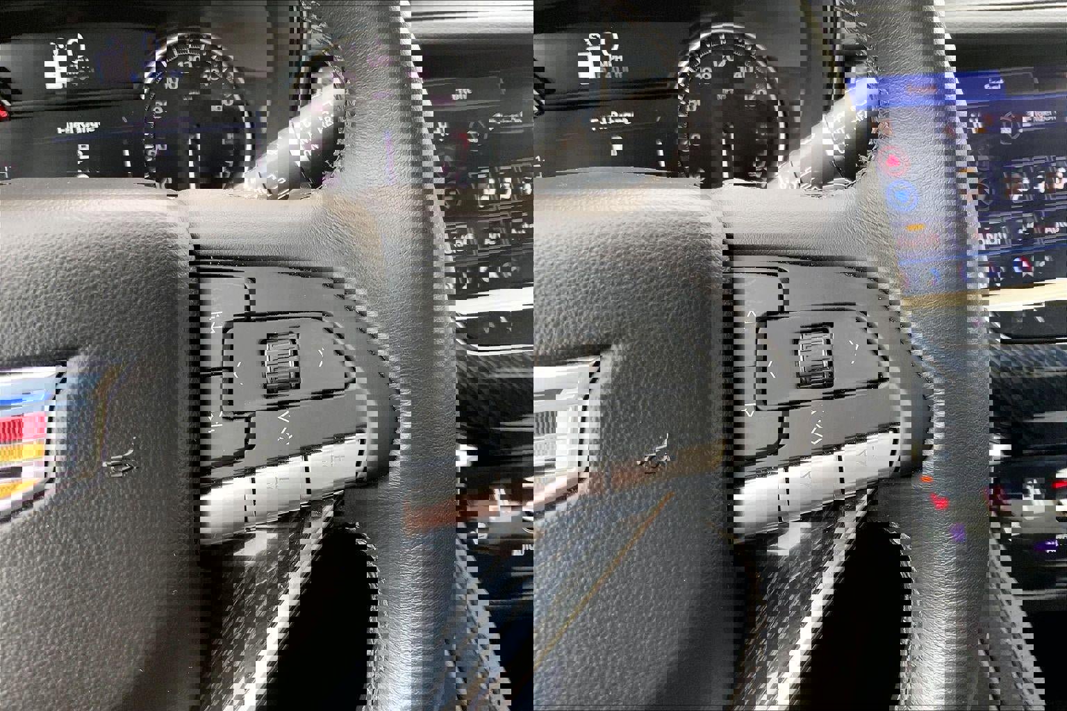 Certified 2024 Cadillac XT6 Premium Luxury image 19