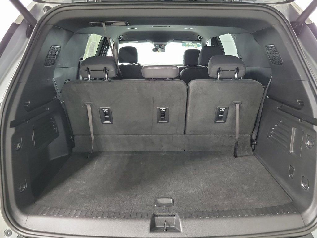 Certified 2025 Chevrolet Traverse LT image 19