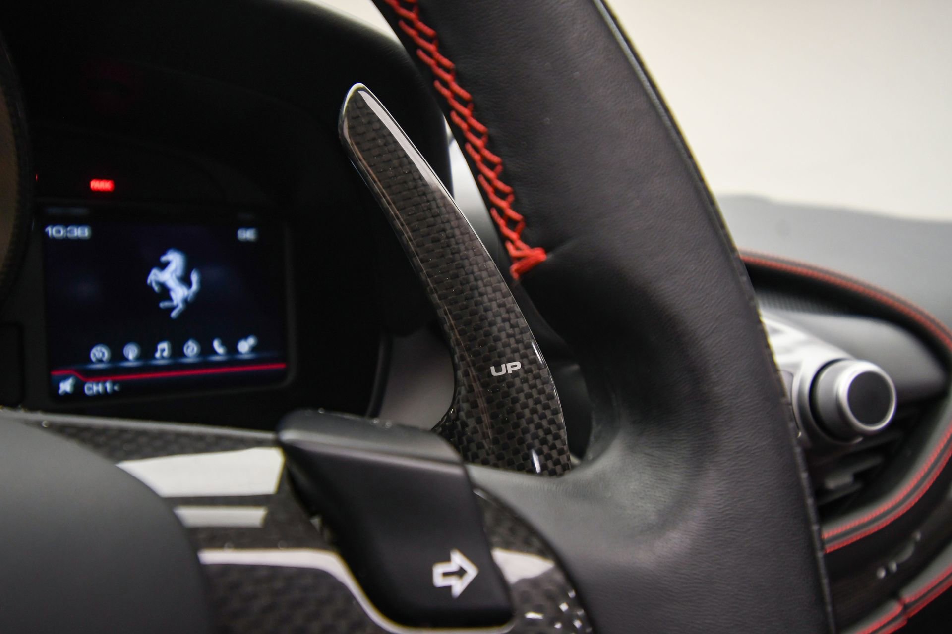 Used 2021 Ferrari F8 Tributo image 39