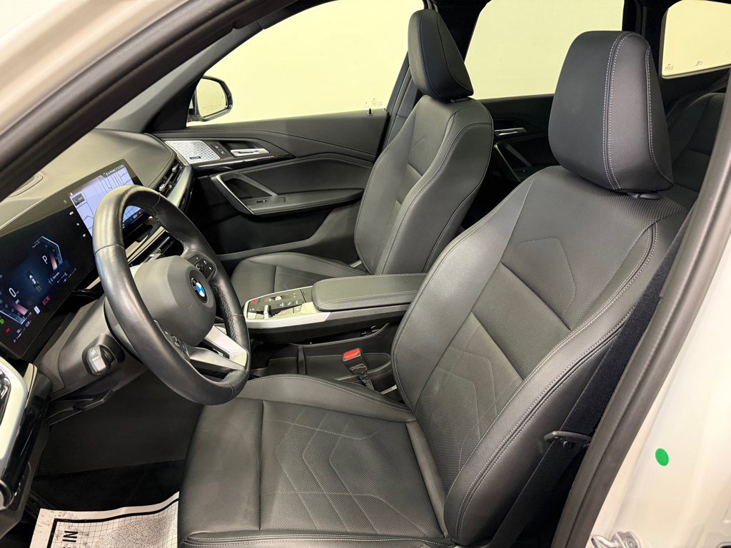 Used 2023 BMW X1 xDrive28i w/ Premium Package AWD/4WD image 5