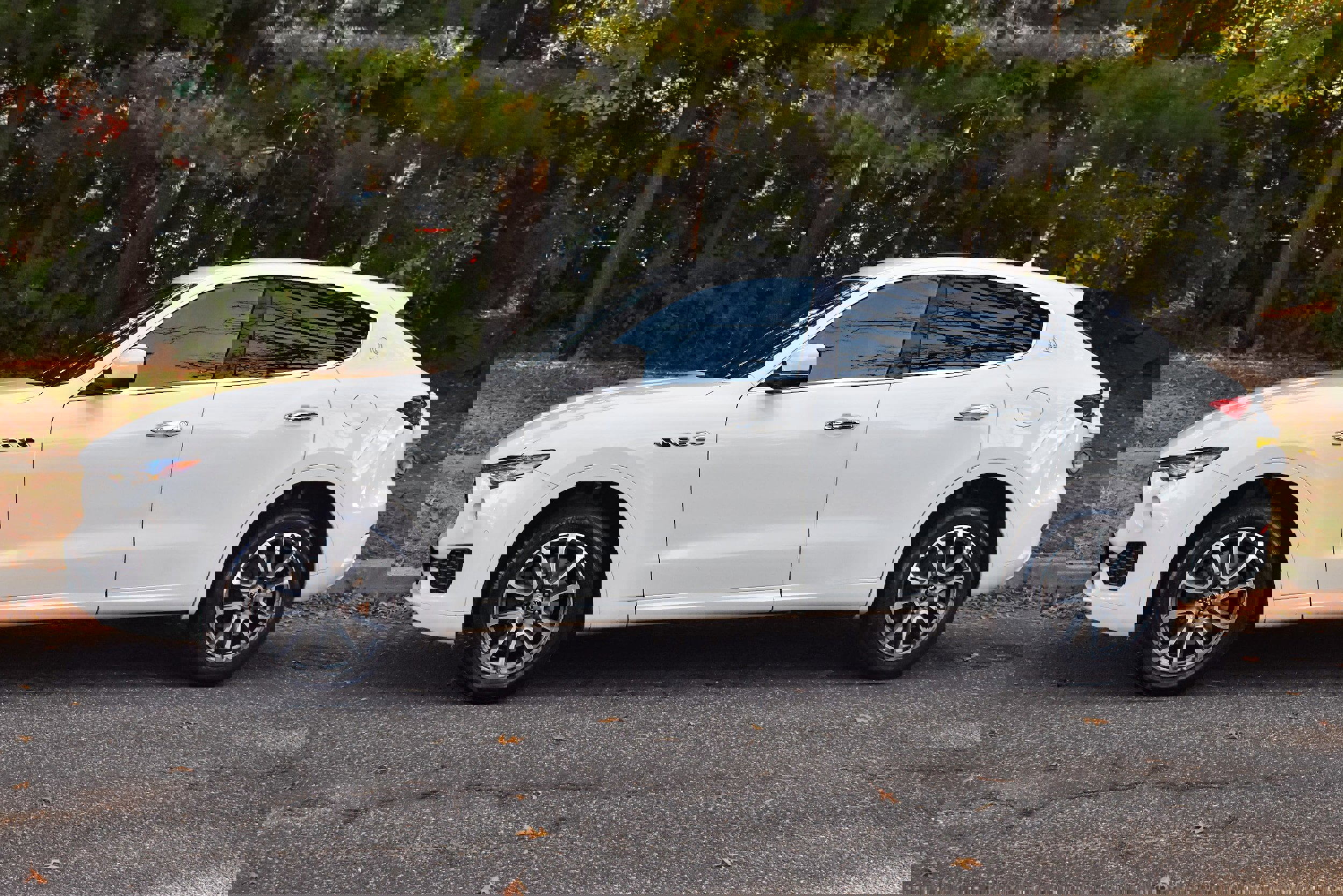 Used 2021 Maserati Levante GranSport image 3