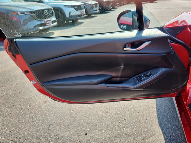 Used 2025 MAZDA MX-5 Miata Sport w/ Interior Package RWD image 12