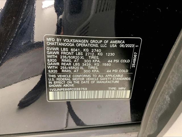 Used 2023 Volkswagen ID.4 Pro S Plus AWD/4WD image 32