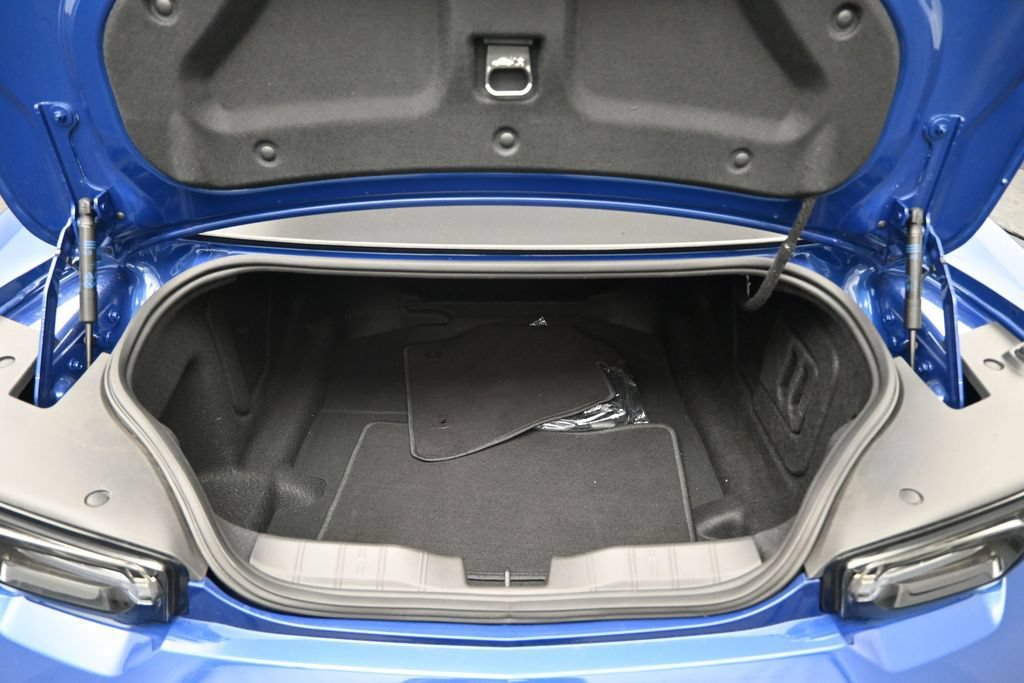 Used 2023 Chevrolet Camaro SS RWD image 27