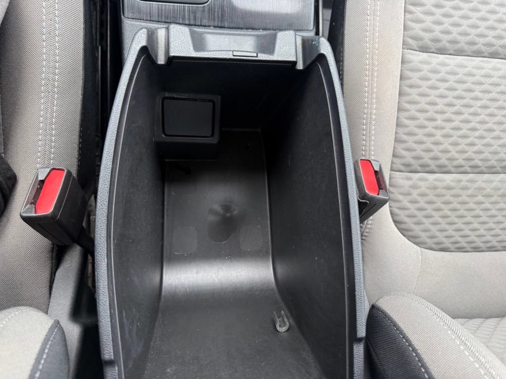 Used 2022 Ford Escape SE w/ Convenience Package FWD image 28
