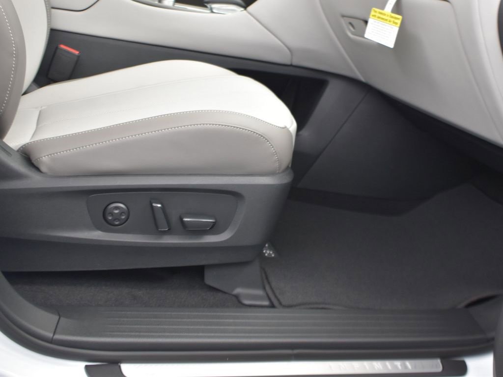 New 2026 INFINITI QX60 Luxe w/ Cargo Package image 24