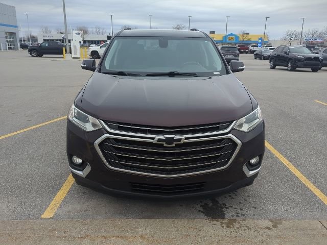 Used 2018 Chevrolet Traverse LT image 2