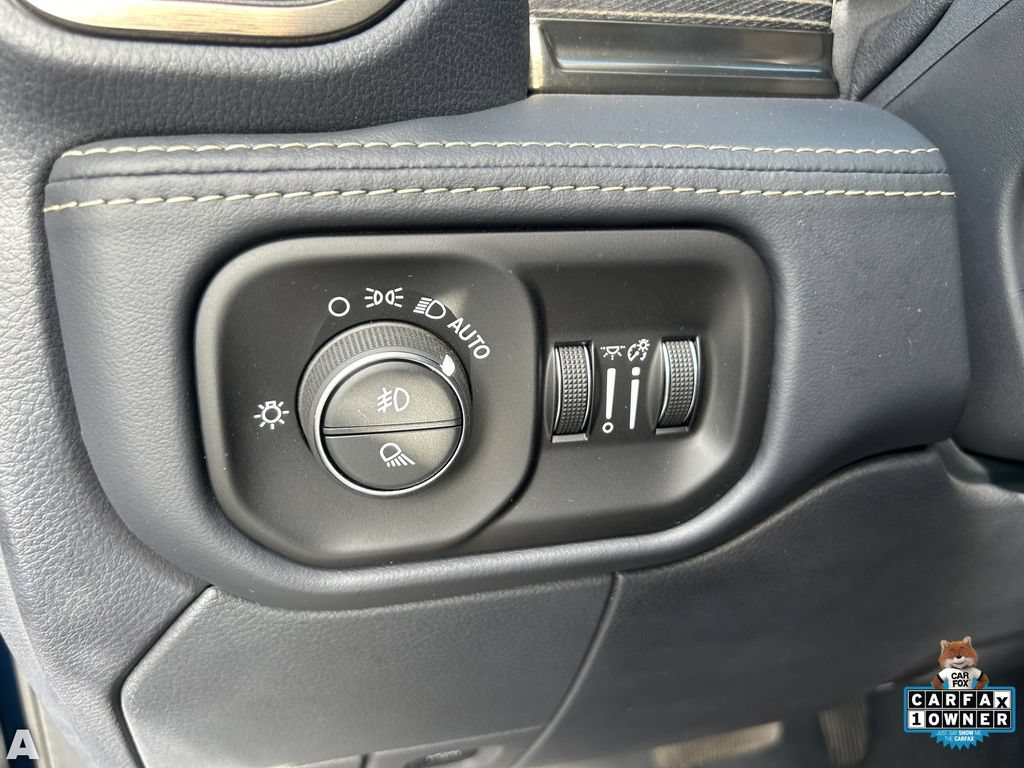 Used 2022 RAM 2500 Limited AWD/4WD image 30