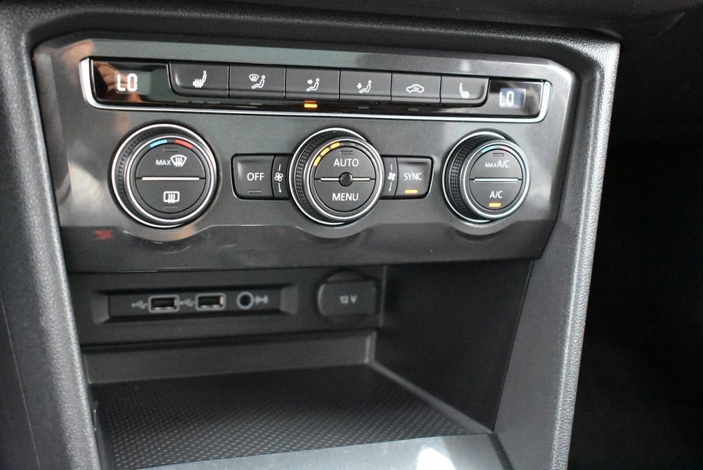 Used 2019 Volkswagen Tiguan SE AWD/4WD image 20