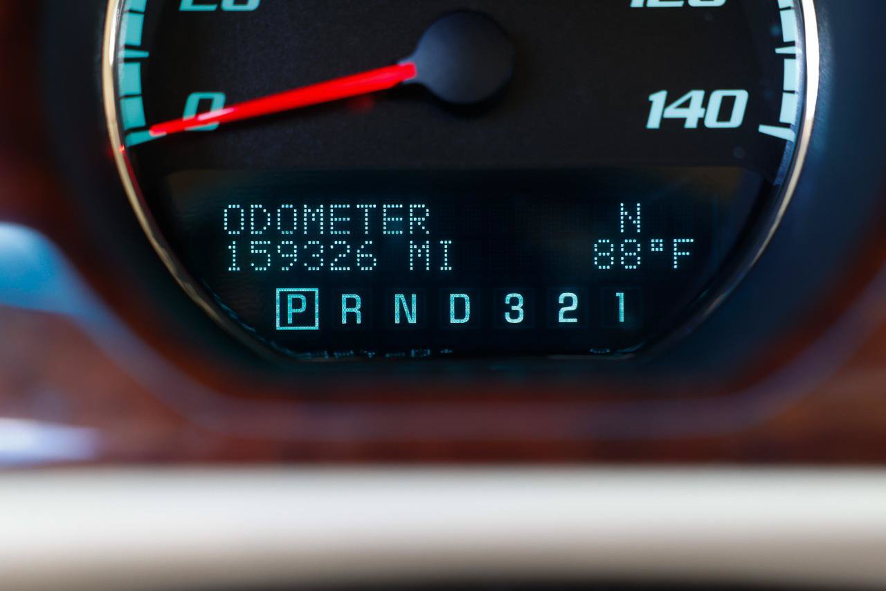 Used 2011 Buick Lucerne CXL FWD image 39