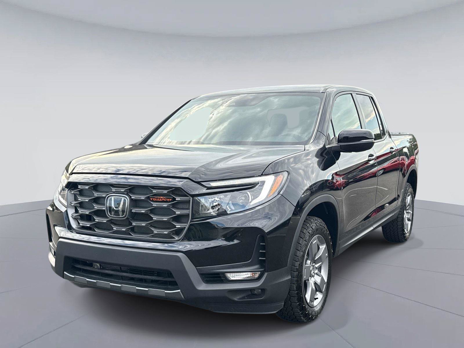 Certified 2025 Honda Ridgeline TrailSport image 8