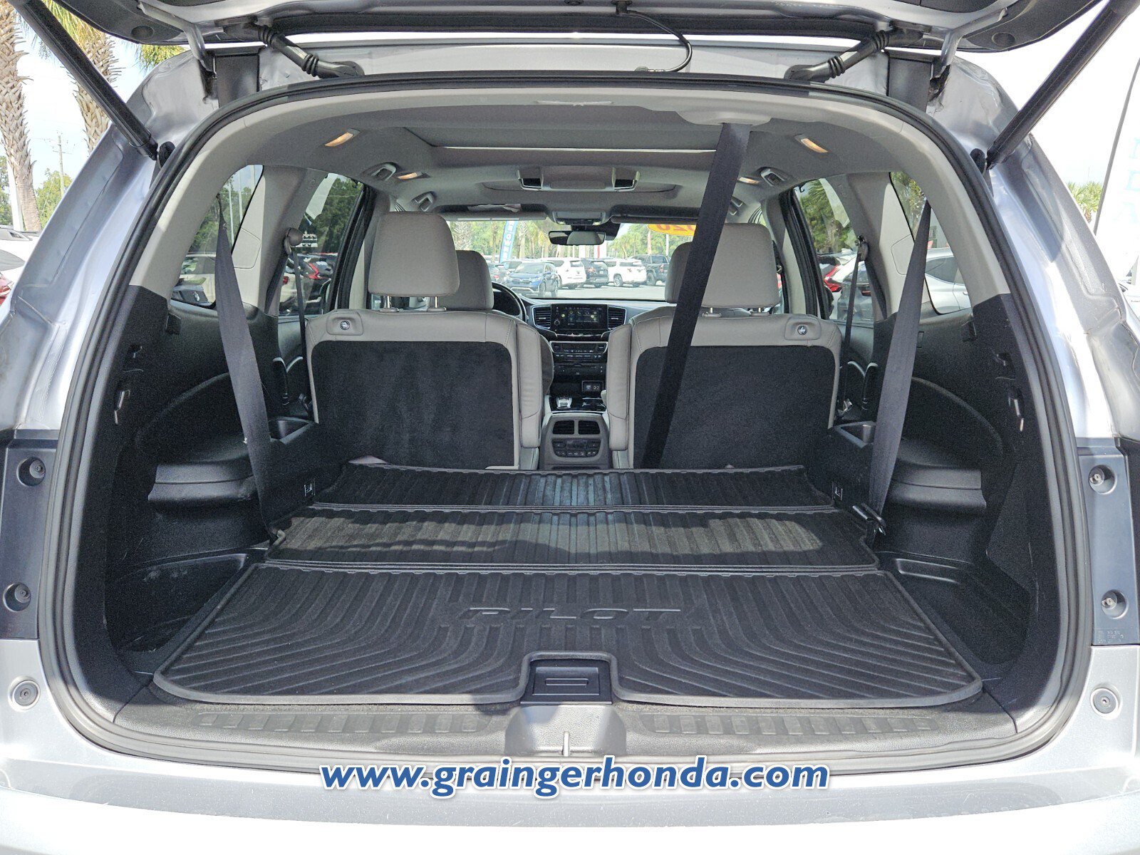 Used 2020 Honda Pilot Elite image 13
