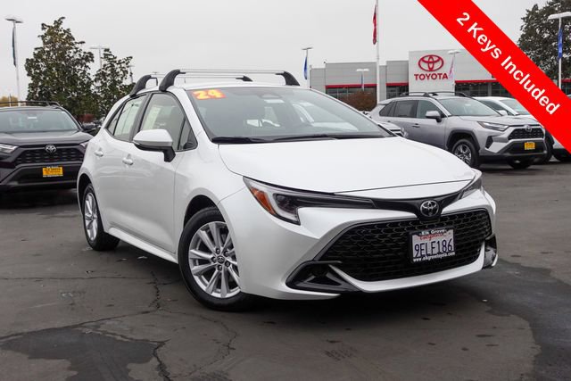 Certified 2024 Toyota Corolla SE image 2