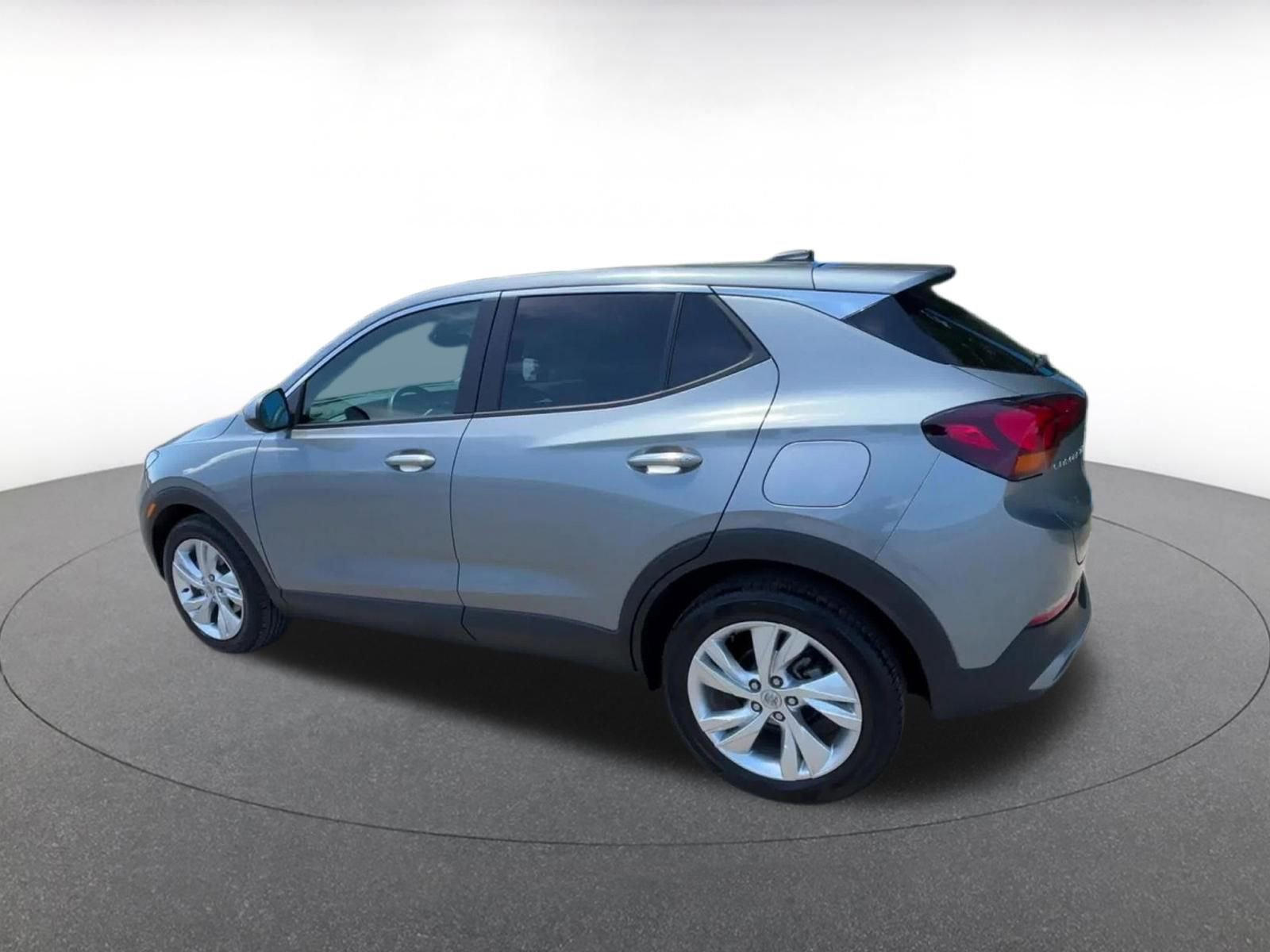 Used 2025 Buick Encore GX Preferred FWD image 10