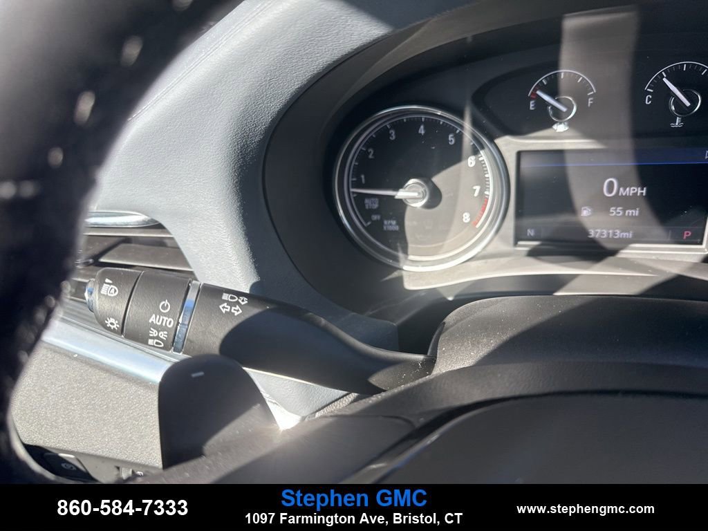 Used 2023 Buick Enclave Essence w/ Experience Buick Package image 18