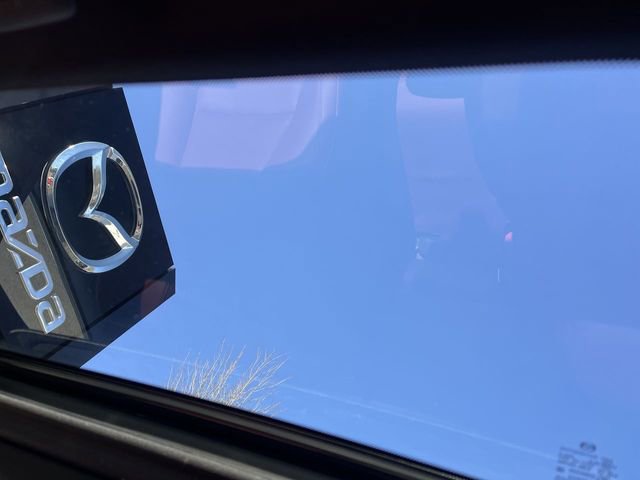 Certified 2025 MAZDA MAZDA3 Carbon w/ Appearance Package image 21