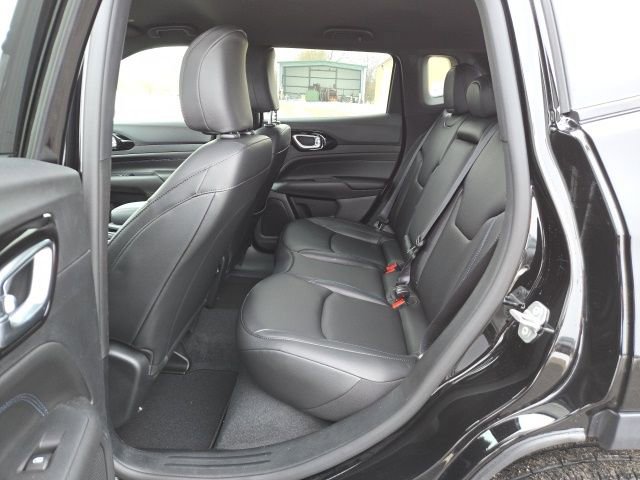 New 2026 Jeep Compass Limited image 7