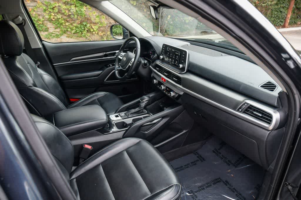 Used 2021 Kia Telluride LX FWD image 15