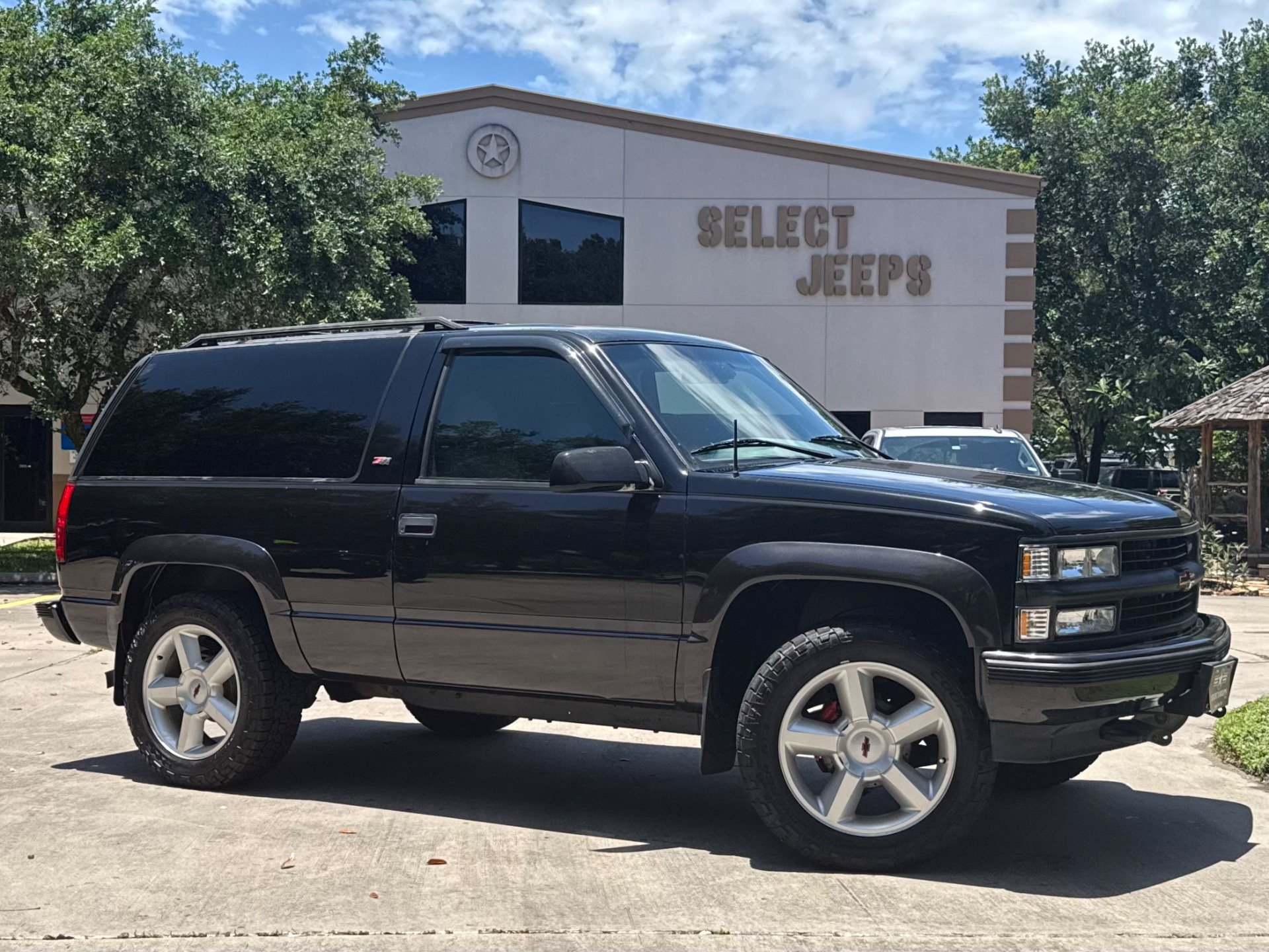 Used 1996 Chevrolet Tahoe 4WD 2-Door