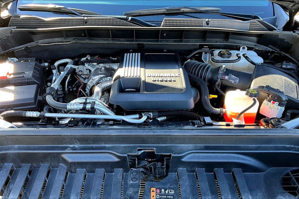Used 2025 GMC Sierra 1500 AT4 w/ AT4 Premium Package AWD/4WD image 11