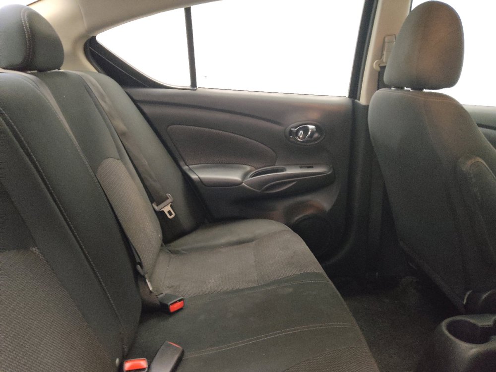 Used 2019 Nissan Versa SV FWD image 19