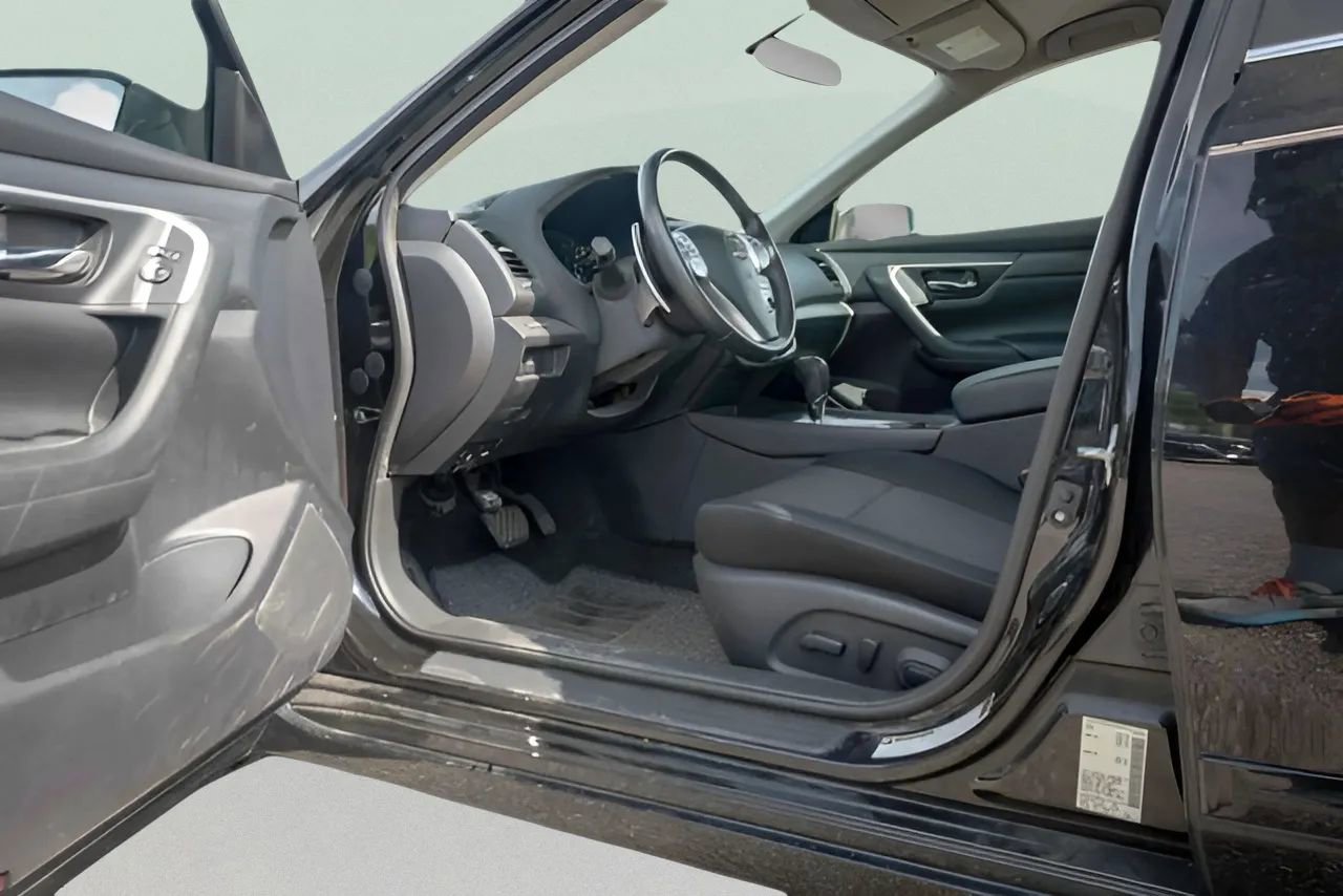 Used 2016 Nissan Altima 2.5 SR image 26
