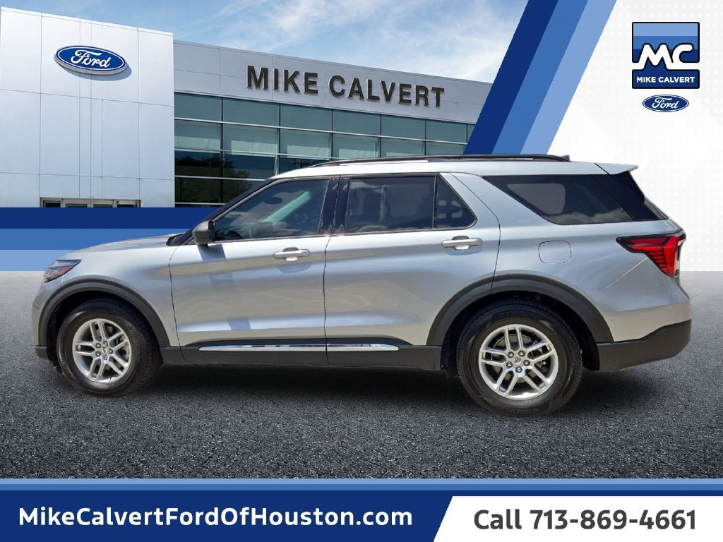 Used 2025 Ford Explorer Active RWD image 8