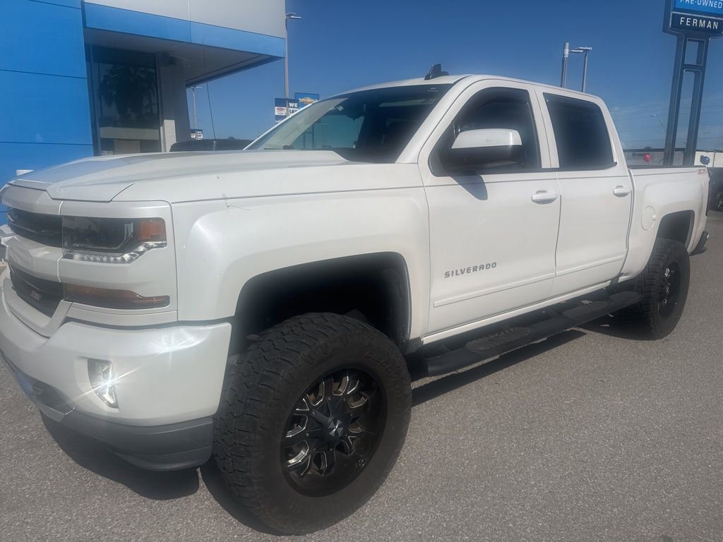 Used 2017 Chevrolet Silverado 1500 LT w/ All Star Edition image 6