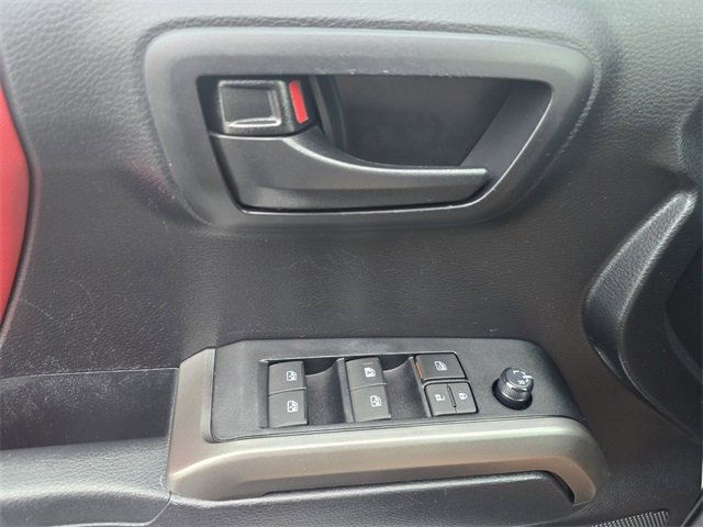 Used 2020 Toyota Tacoma SR5 image 28