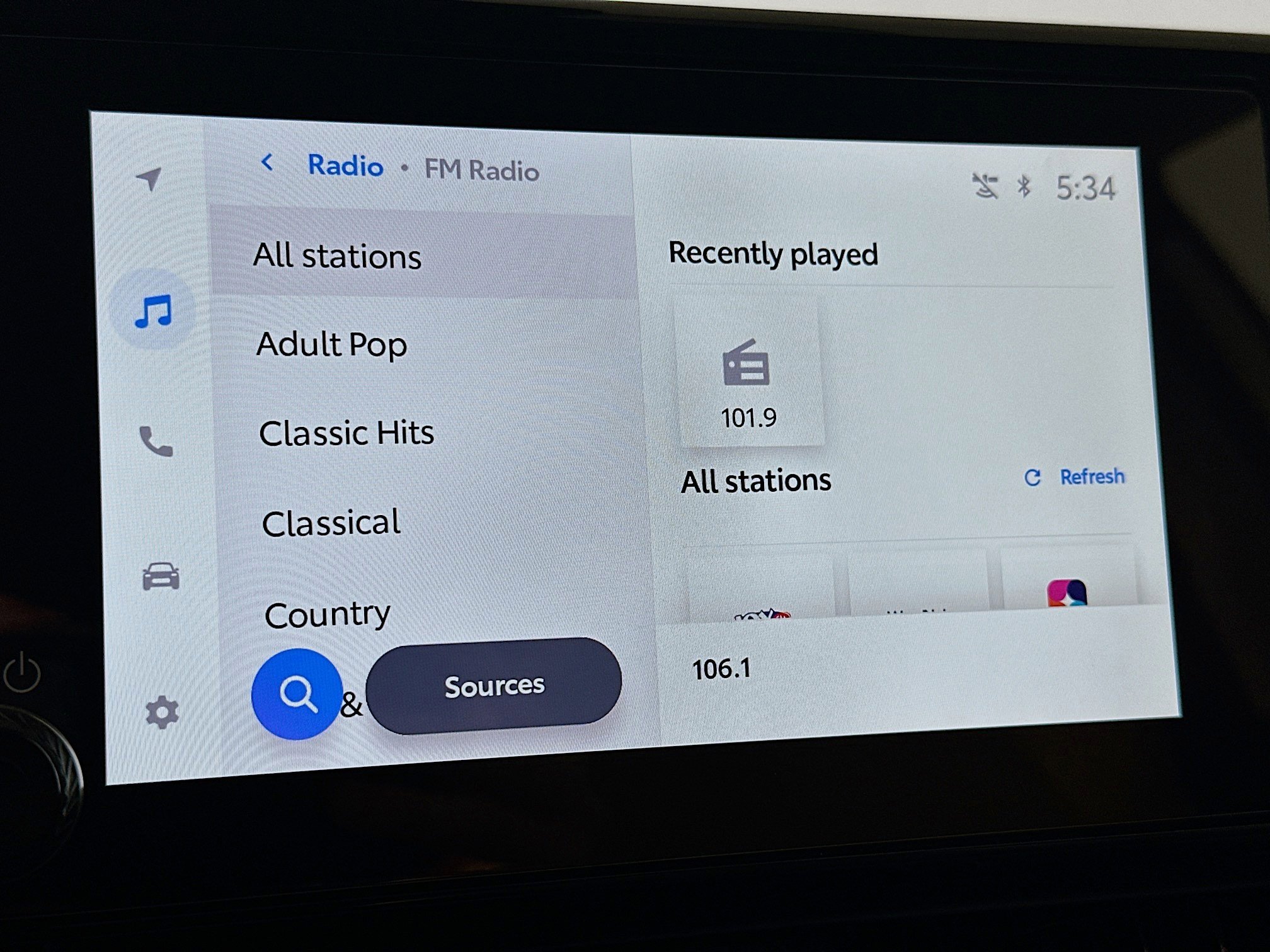 Used 2025 Toyota RAV4 LE image 21