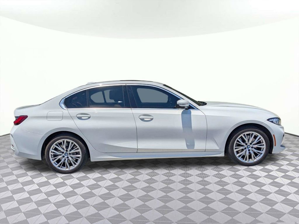 Used 2024 BMW 330e RWD image 2