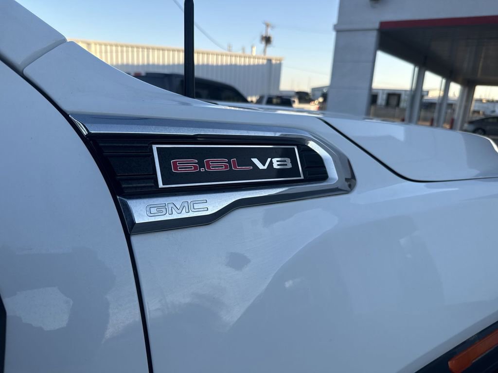 Used 2022 GMC Sierra 2500 SLE w/ X31 Off-Road Package image 11