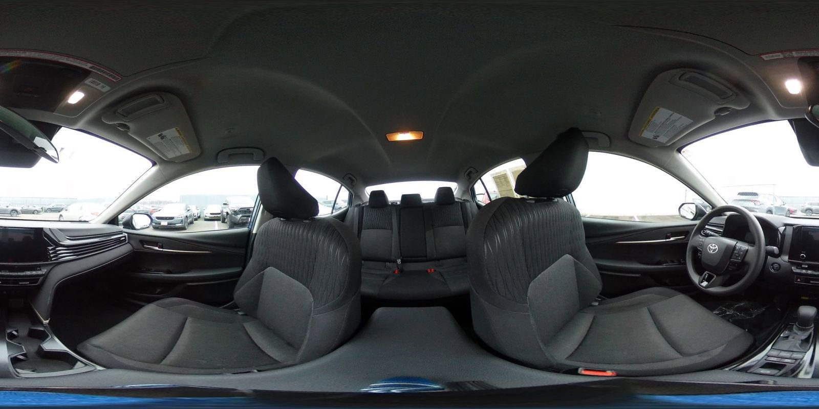 Used 2025 Toyota Camry LE image 41