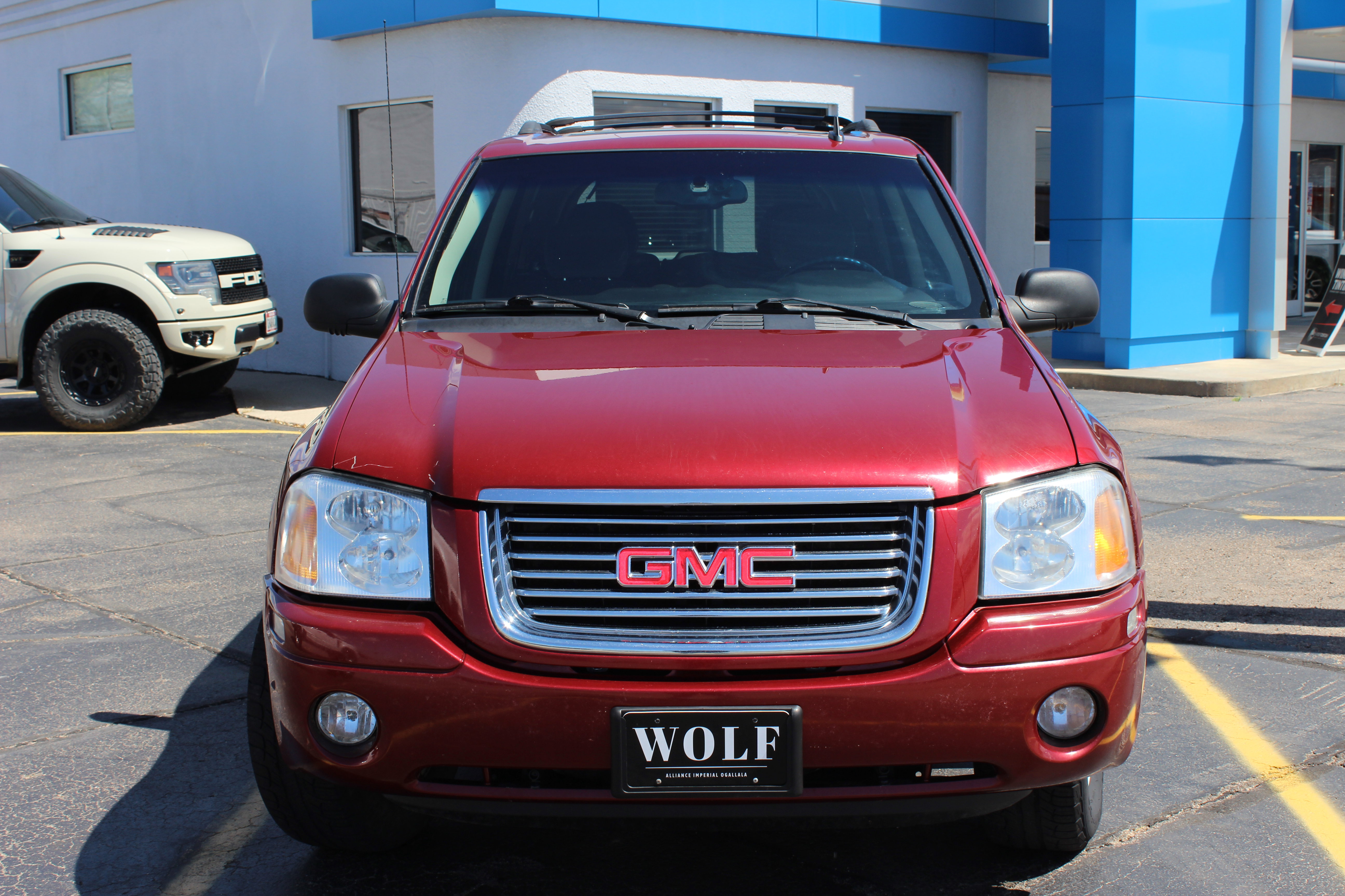 Used 2009 GMC Envoy SLE w/ Sun And Sound Package AWD/4WD image 3
