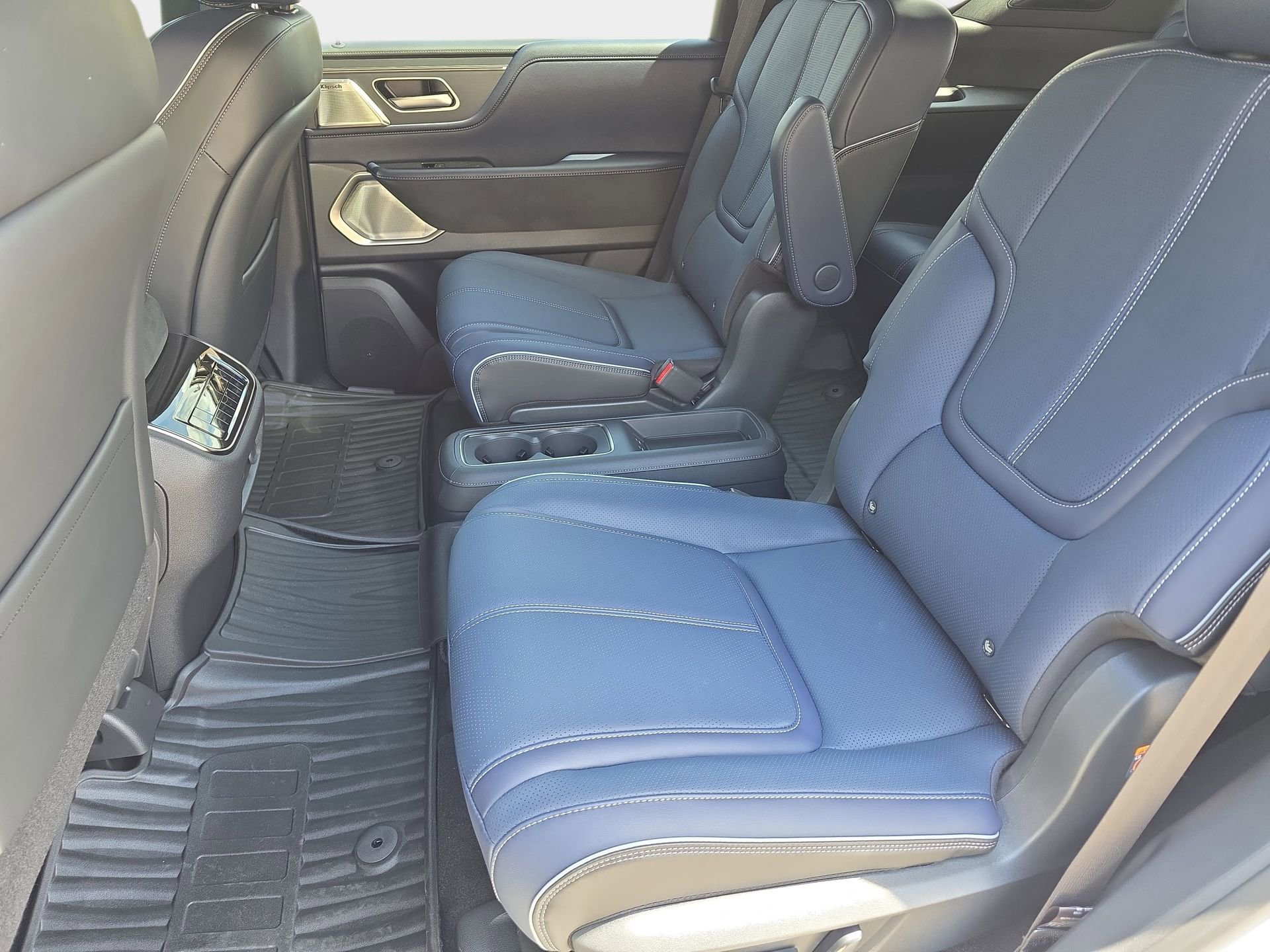 New 2026 INFINITI QX80 4WD w/ Sport Exterior Package image 14