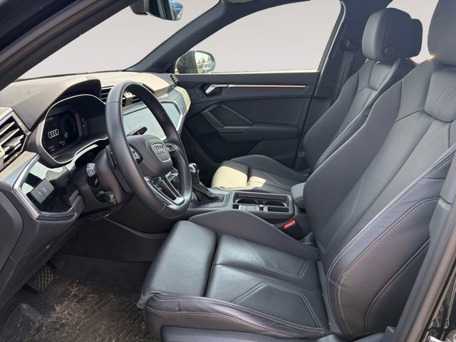 Used 2023 Audi Q3 2.0T Premium image 9