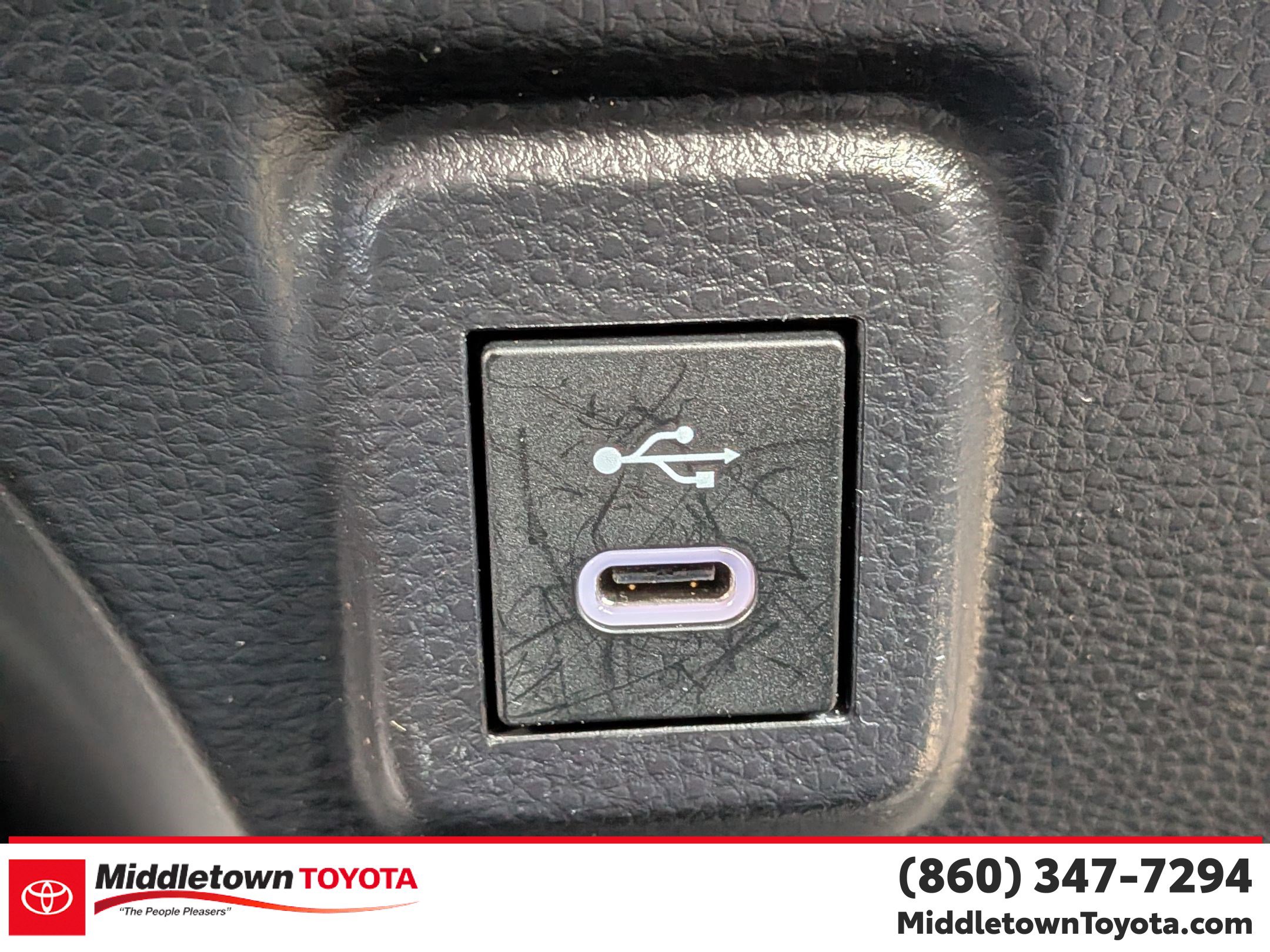 Certified 2024 Toyota Corolla SE image 26