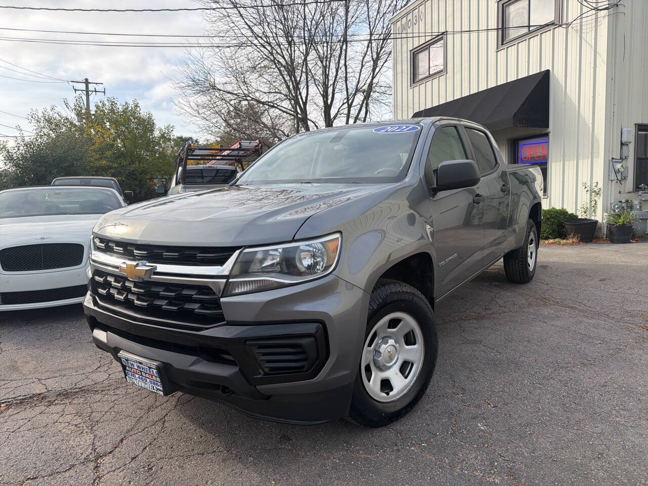 Used 2021 Chevrolet Colorado W/T w/ WT Convenience Package AWD/4WD image 1
