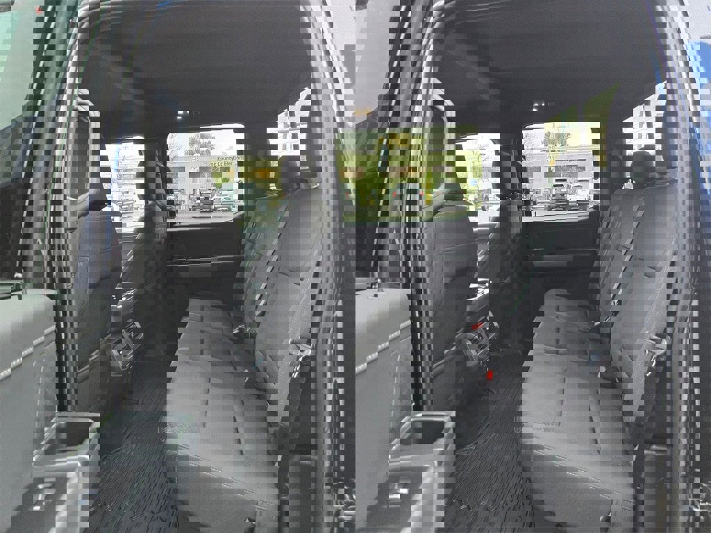 Used 2025 Ford F150 XLT w/ Equipment Group 302A MID image 10