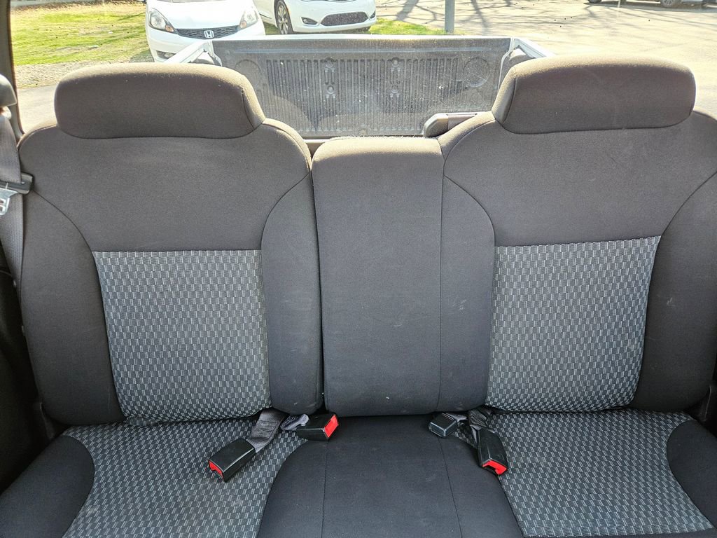 Used 2012 Chevrolet Colorado LT image 16