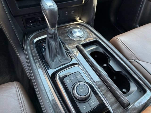 Certified 2022 Nissan Armada Platinum w/ Captain's Chairs Package RWD image 14
